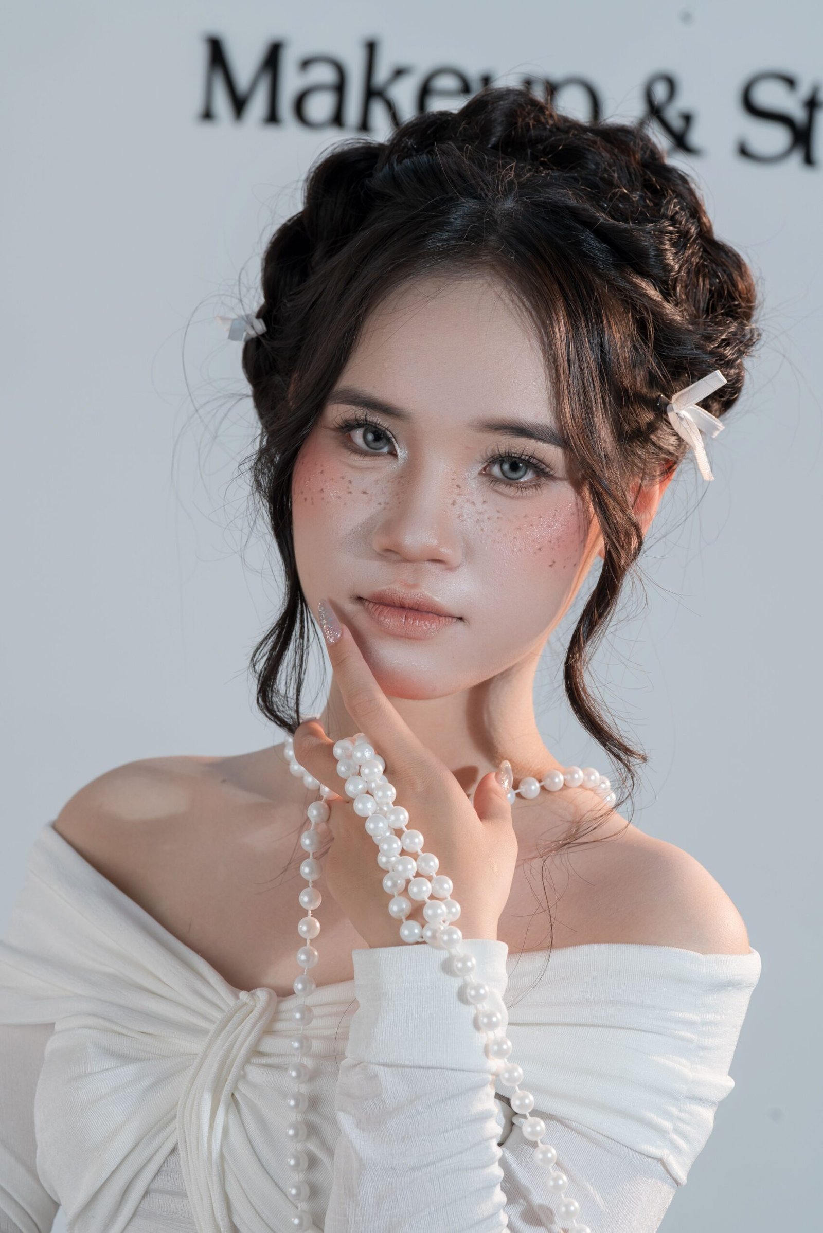 Pearl necklace