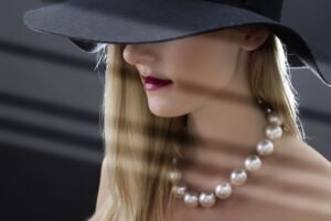Real Pearl Necklace Guide 2026: Types, Prices and How to Buy One You Will Actually Wear real pearl necklace