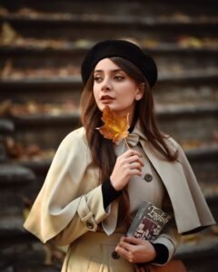 step by step photos of the Tilt and Tuck Method on a basque beret